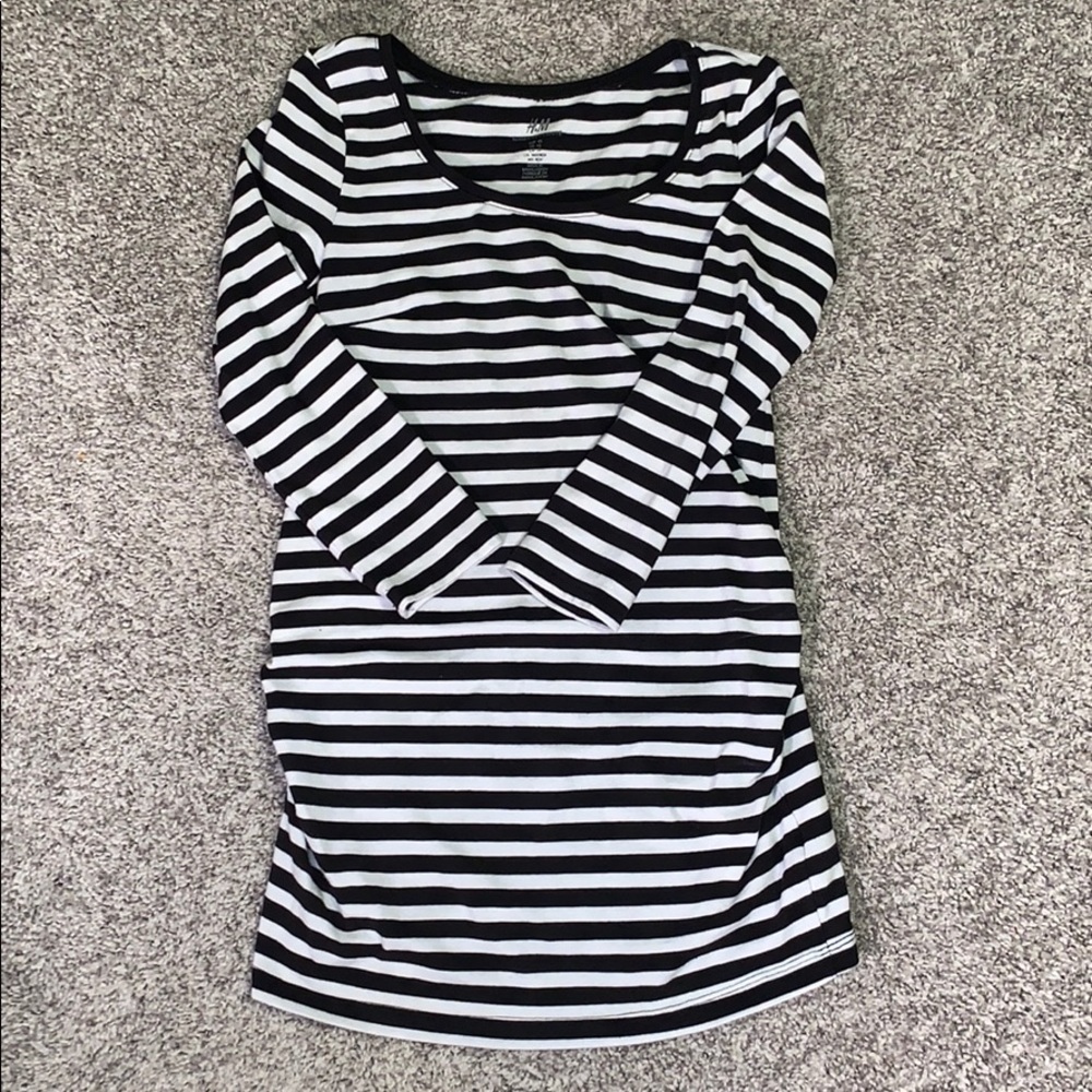 H&M Maternity shirt